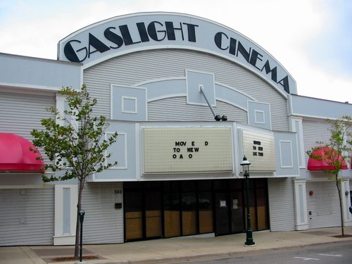 Gaslight Cinema (AKA Temple Theater) - Summer 2003 Pic